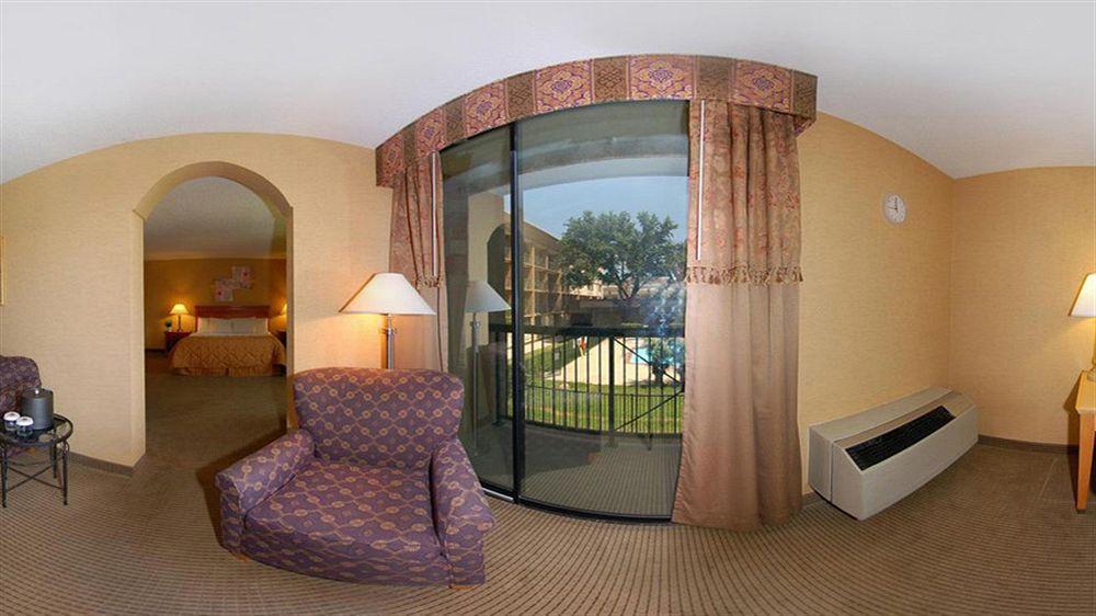 Clarion Hotel Park Central Dallas Extérieur photo